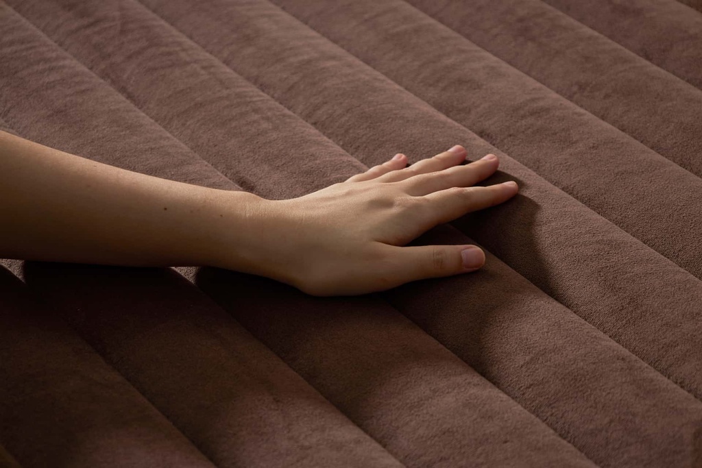 Lotus RoyceII 5ft x 6.5ft Latex Foam Mattress 9" SB Furniture